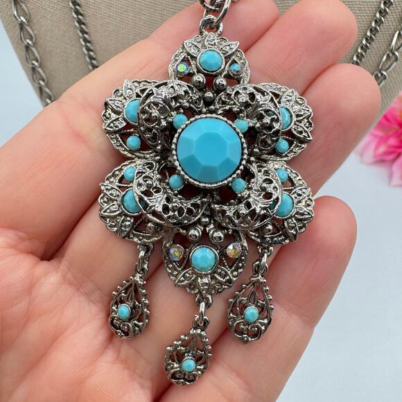 Vintage Ornate Filigree Floral Pendant Multistrand Necklace 60s 70s Statement - Picture 3 of 11